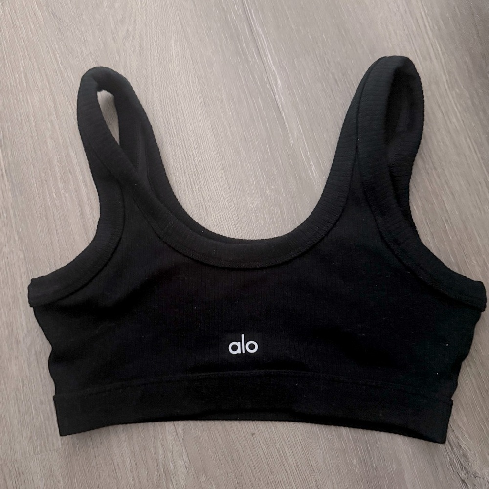 Alo Yoga Sports Bra